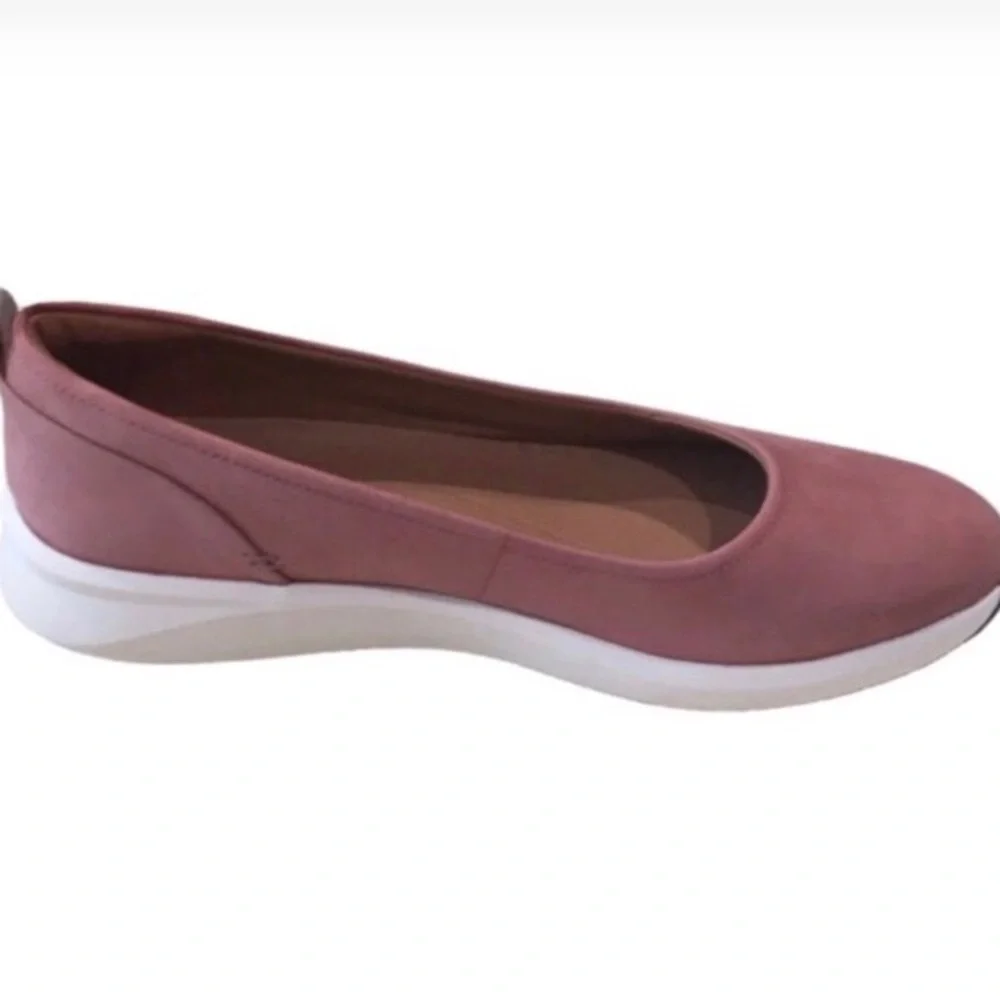 Clarks leather rose
